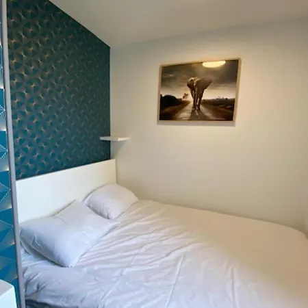 Quiet Apartment With Balcony Near The Sea Ouistreham Exterior photo